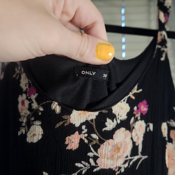 ONLY Floral Dress size M/L - Picture 2 of 2